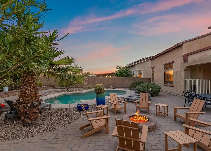 Mountain View Retreat Pool, Firepit Pool Table Fun Villa