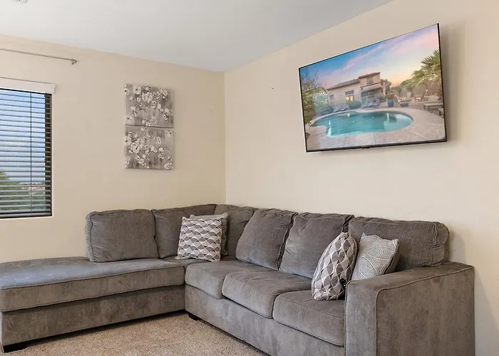 Mountain View Retreat Pool, Firepit Pool Table Fun