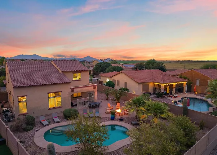 Mountain View Retreat Pool, Firepit Pool Table Fun Villa