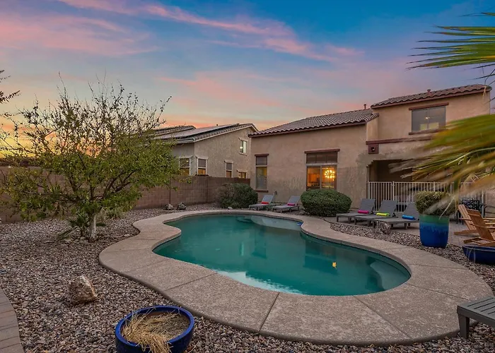 Mountain View Retreat Pool, Firepit Pool Table Fun